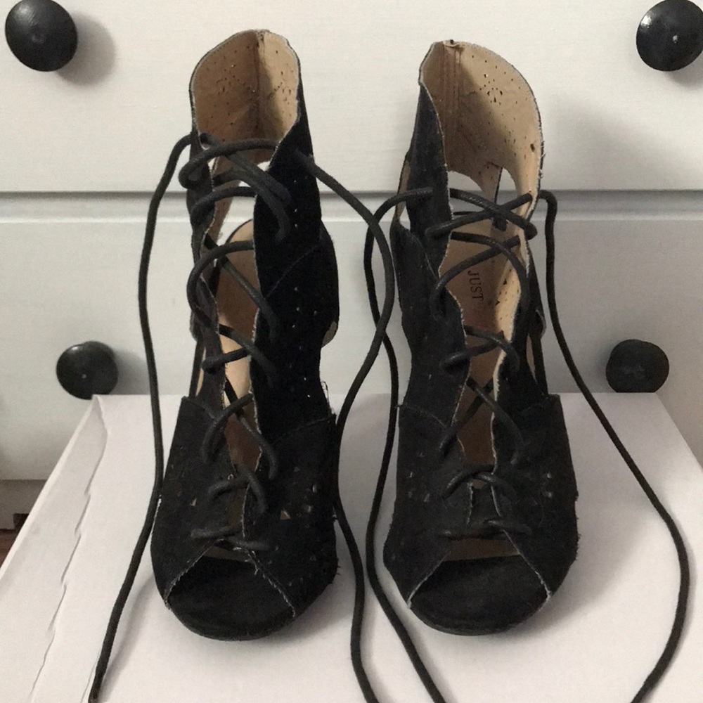 Just fab black heels.